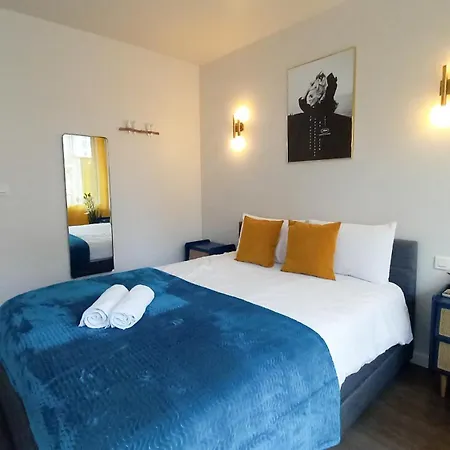 Palais Carnot With Balcony And A C Apartment *
