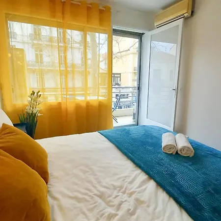Apartment Palais Carnot With Balcony And A C